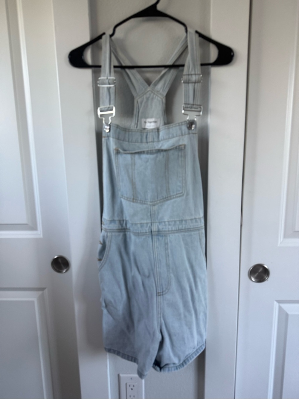 Vici Light Wash Denim Short Overalls